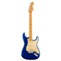 Fender  American Ultra Stratocaster, Maple Fingerboard, Cobra Blue 