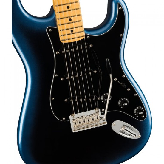 Fender American Professional II Stratocaster in Dark Night with Maple Fingerboard Includes Deluxe Molded Case Fender American Professional II Stratocaster in Dark Night with Maple Fingerboard Includes Deluxe Molded Case