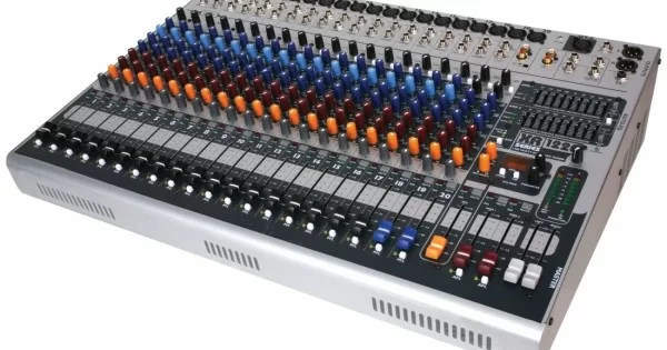 PEAVY XR560 powered mixer エフェクト内蔵 - himspices.com